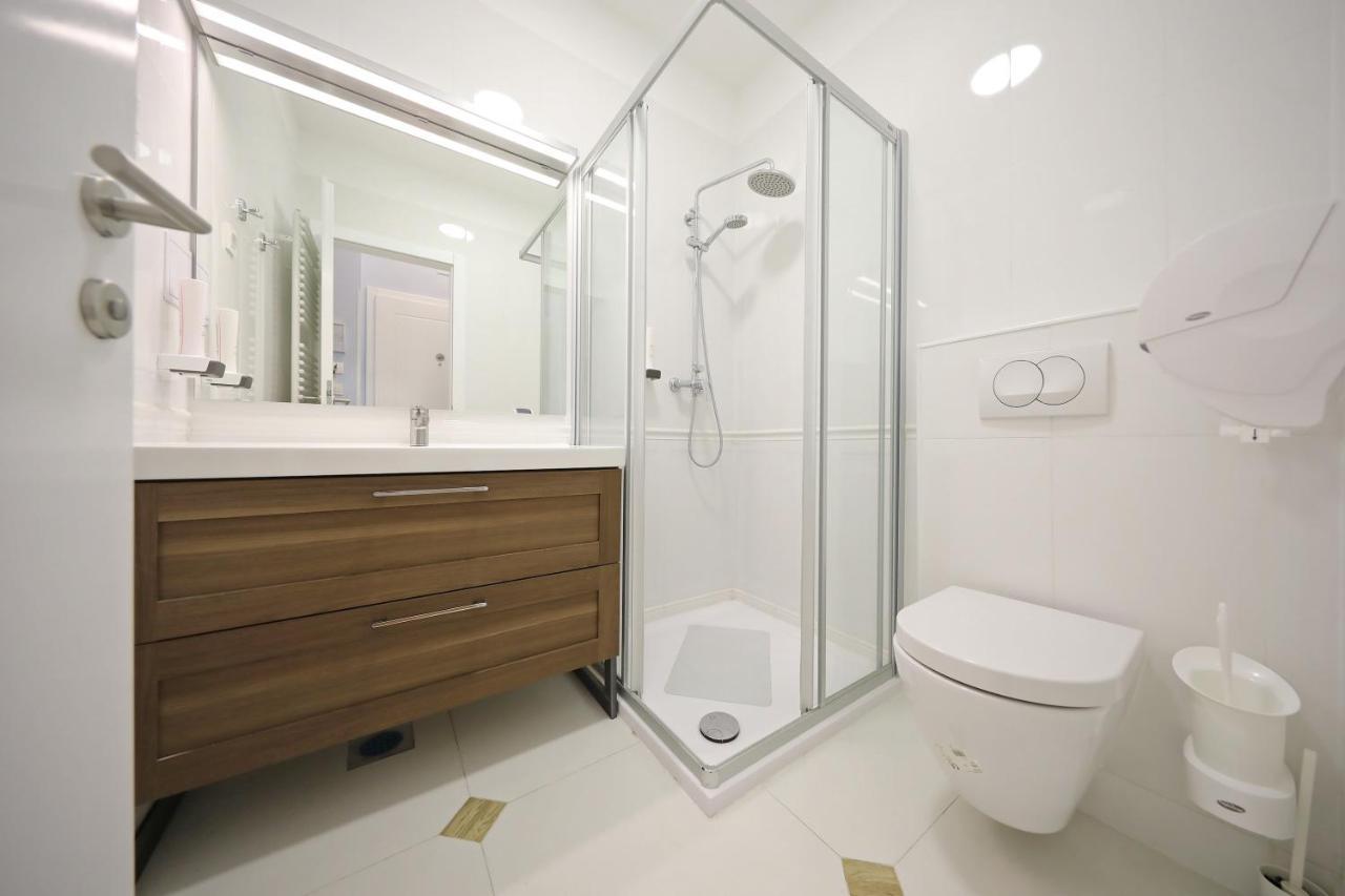 Swanky Central Apartments Zagreb Luaran gambar