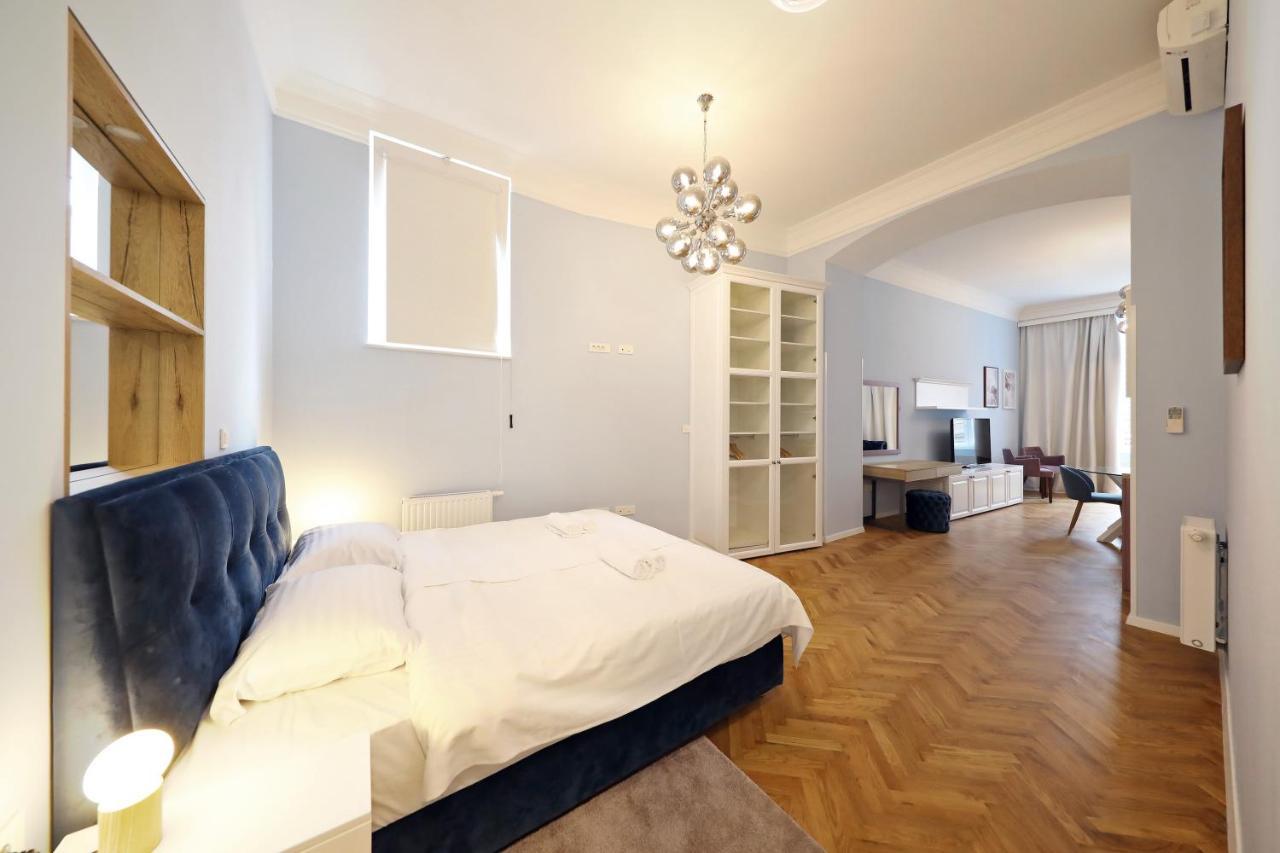Swanky Central Apartments Zagreb Luaran gambar