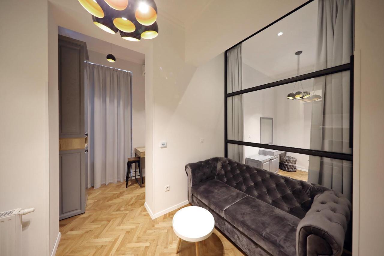 Swanky Central Apartments Zagreb Luaran gambar